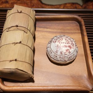 Phổ Nhĩ Chín Năm 2009 Khổng Tước 5 Sao 100gam
